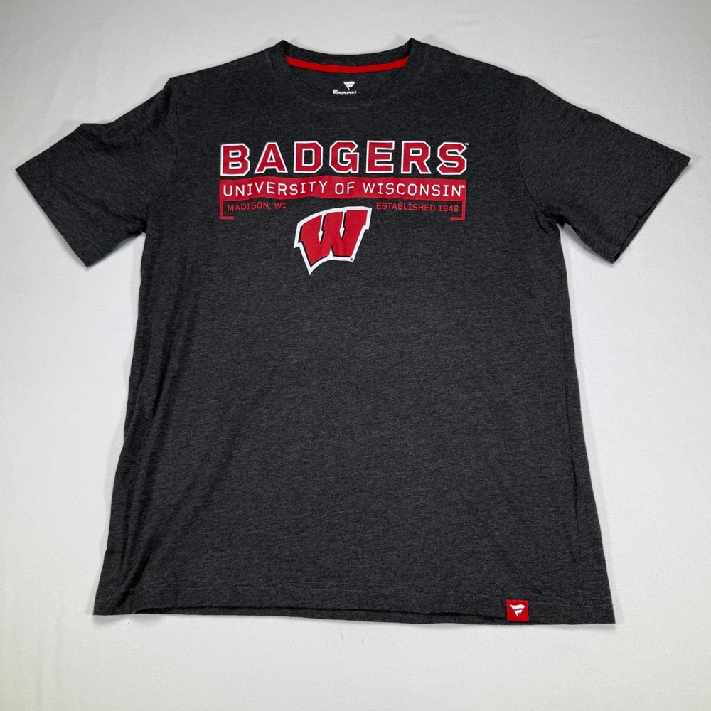 Wisconsin Badgers University NCAA Fanatics‎ Heather Gray Mens T-Shirt